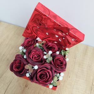 Valentin napi virágdoboz  - otthon & életmód - virágdekoráció - virágok - virágbox - Meska.hu