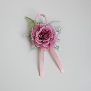 Esküvői kitűző esküvői bokréta vőlegény kitűző mályva rózsaszín, Esküvő, Kiegészítők, Kitűző, Virágkötés, MESKA