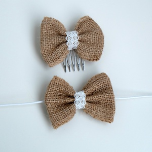 Menyasszonyi fésűs hajdísz csokornyakkendővel juta, Esküvő, Hajdísz, Fésűs hajdísz, Virágkötés, MESKA