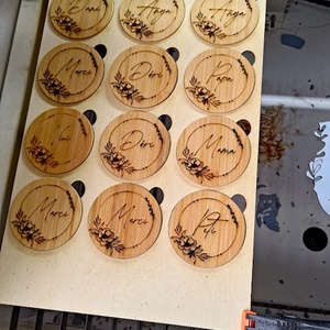 Esküvői ültető � bambusz poháralátét - esküvő - meghívó & kártya - ültetési rend - Meska.hu