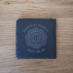 Egyedileg gravírozott kő poháralátét (4 db), Otthon & Életmód, Konyhafelszerelés, tálalás, Tálalás, Tányér- és poháralátét, Fotó, grafika, rajz, illusztráció, Gravírozás, pirográfia, MESKA