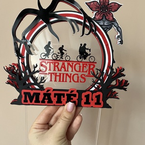 Egyedi Stranger Things Tortabeszúró - esküvő - dekoráció - sütidísz - Meska.hu