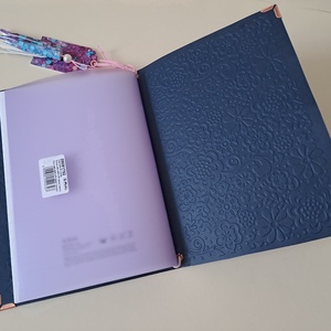 Dizájnos műbőr magenta és türkiz glitteres- mintával  Füzettartó - otthon & életmód - papír, írószer - jegyzetfüzet & napló - Meska.hu