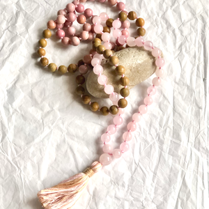 Love női 108 szemes ásvány nyaklánc  - Meska.hu