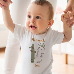 Ma vagyok 1 éves, dinós baba body - ruha & divat - babaruha & gyerekruha - body - Meska.hu