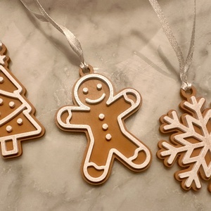 Műanyag Mézeskalács karácsonyi dísz - karácsony - karácsonyi lakásdekoráció - karácsonyfadíszek - Meska.hu