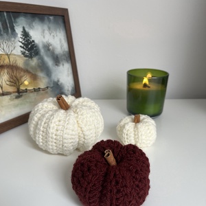 Horgolt tökök - otthon & életmód - dekoráció - halloween - halloweeni dekoráció - Meska.hu