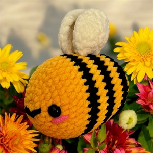 Horgolt méhecske (amigurumi), Játék & Sport, Plüssállat & Játékfigura, Más figura, Horgolás, MESKA