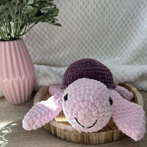 Nagy horgolt teknős (sötétlila-világosrózsaszín-fehér), Játék & Sport, Plüssállat & Játékfigura, Más figura, Horgolás, Varrás, MESKA