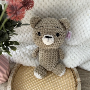 Horgolt kismaci (beige), Játék & Sport, Plüssállat & Játékfigura, Maci, Horgolás, Varrás, MESKA