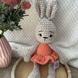 Horgolt nyuszi szoknyában, Játék & Sport, Plüssállat & Játékfigura, Nyuszi, Horgolás, Varrás, MESKA