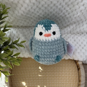 Horgolt pingvin (türkiz-vízzöld), Játék & Sport, Plüssállat & Játékfigura, Más figura, Horgolás, Varrás, MESKA