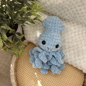 Horgolt tintahal (világoskék), Játék & Sport, Plüssállat & Játékfigura, Más figura, Horgolás, Varrás, MESKA