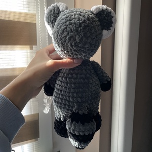 Horgolt plüss mosómedve - játék & sport - plüssállat & játékfigura - más figura - Meska.hu