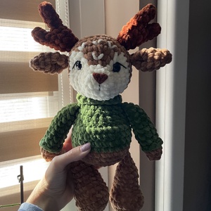 Horgolt plüss rénszarvas fiú, Játék & Sport, Plüssállat & Játékfigura, Más figura, Horgolás, Varrás, MESKA