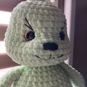 Horgolt plüss karácsonyi grincs - játék & sport - plüssállat & játékfigura - más figura - Meska.hu