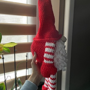 Horgolt plüss karácsonyi manó dísz - játék & sport - plüssállat & játékfigura - más figura - Meska.hu