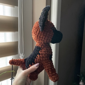 Horgolt plüss németjuhász kutya - játék & sport - plüssállat & játékfigura - kutya - Meska.hu