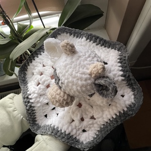 Horgolt plüss boci szundikendő - játék & sport - plüssállat & játékfigura - boci, tehén - Meska.hu