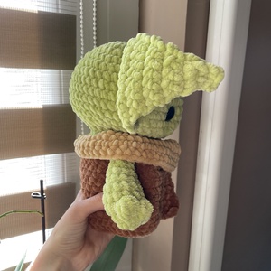 Horgolt plüss Yoda - játék & sport - plüssállat & játékfigura - plüss mesefigurák - Meska.hu