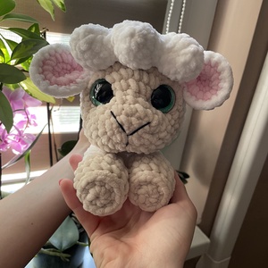 Horgolt plüss bárány, Játék & Sport, Plüssállat & Játékfigura, Plüss bárány, Horgolás, Varrás, MESKA