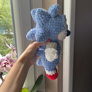 Horgolt plüss Sonic sündisznó figura - játék & sport - plüssállat & játékfigura - plüss mesefigurák - Meska.hu