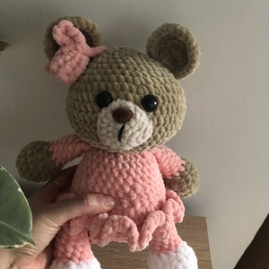 Horgolt Plüss macilány  - játék & sport - plüssállat & játékfigura - maci - Meska.hu