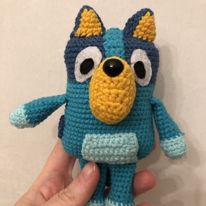 Horgolt mini Bluey - játék & sport - plüssállat & játékfigura - kutya - Meska.hu