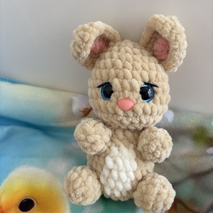 Horgolt Plüss Nyuszi, Játék & Sport, Plüssállat & Játékfigura, Nyuszi, Horgolás, MESKA