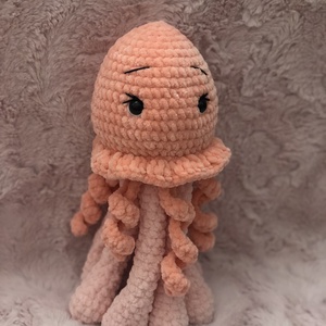 Horgolt medúza, Játék & Sport, Plüssállat & Játékfigura, Más figura, Horgolás, MESKA
