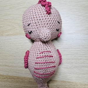 Horgolt csikóhal - Meska.hu