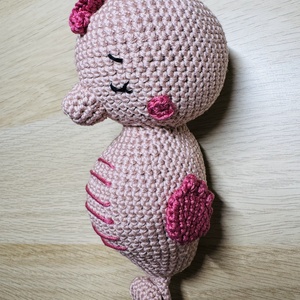 Horgolt csikóhal - baba - mama - baba játékok - mozgásfejlesztő játékok - Meska.hu