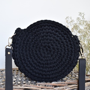 Horgolt kistáska - fekete, Táska & Tok, Kézitáska & válltáska, Válltáska, Horgolás, MESKA