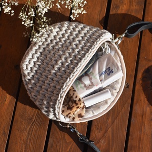 Horgolt övtáska - zab  - Meska.hu