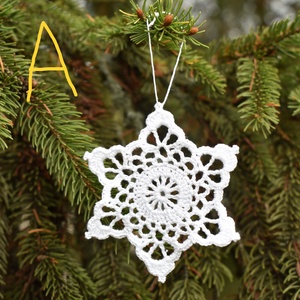 Horgolt hópehely - karácsonyfadísz , Karácsony, Karácsonyi lakásdekoráció, Karácsonyfadíszek, Horgolás, MESKA