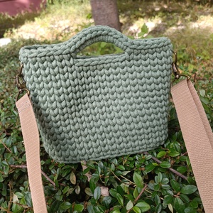 Horgolt táska - zsálya, Táska & Tok, Kézitáska & válltáska, Válltáska, Horgolás, MESKA