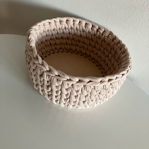 Horgolt tárolókosár fa alappal (elefántcsontszín) - otthon & életmód - tárolás & rendszerezés - tárolókosár - Meska.hu Horgolt tárolókosár fa alappal (elefántcsontszín) - otthon & életmód - tárolás & rendszerezés - tárolókosár - Meska.hu