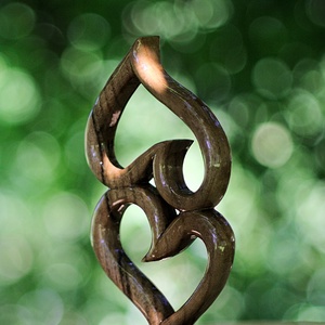 Szívek  szobrocska  - művészet - Meska.hu