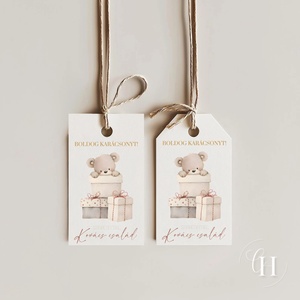 Macis karácsonyi ajándékkísérő kártya - 8 darab ajándékátadó címke - Személyre szabott, ünnepi dizájn - Nyomtatható PDF - karácsony - karácsonyi ajándékozás - karácsonyi képeslap, üdvözlőlap, ajándékkísérő - Meska.hu