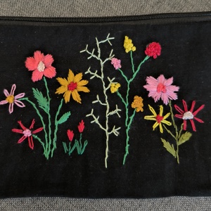 K�zzel hîmzett kozmetikai t�ska - táska & tok - neszesszer - Meska.hu