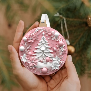 Rózsaszín karácsonyfadísz díszes karácsonyfával és téli hangulattal - Meska.hu