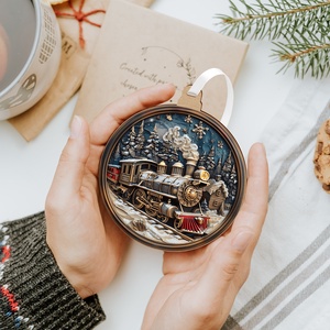 Havas karácsonyfadísz klasszikus gőzmozdonnyal és erdei házikóval - karácsony - karácsonyi lakásdekoráció - karácsonyfadíszek - Meska.hu