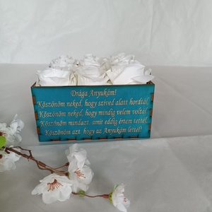 Kék álom virágbox 9 nagyfejű selyemrózsa Édesanyáknak, Nagymamáknak, testvérnek és minden kedves nő szeretteidnek - esküvő - emlék & ajándék - szülőköszöntő ajándék - Meska.hu