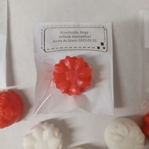 Köszönetajándék bonbon illatviasz több színben és illatban - esküvő - emlék & ajándék - köszönőajándék - Meska.hu