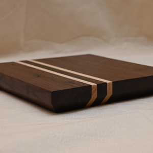 Dekoratív tálaló deszka (négyzet), Otthon & Életmód, Konyhafelszerelés, tálalás, Sütés, főzés, Vágódeszka, Famegmunkálás, MESKA