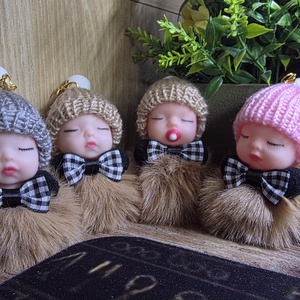 Szőrme babák - táska & tok - kulcstartó & táskadísz - kulcstartó - Meska.hu