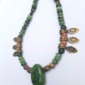 Nefrit jáde nyakék - ékszer - nyaklánc - medálos nyaklánc - Meska.hu