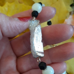 Fehér titánium karkötő - ékszer - karkötő - ásványkarkötő - Meska.hu