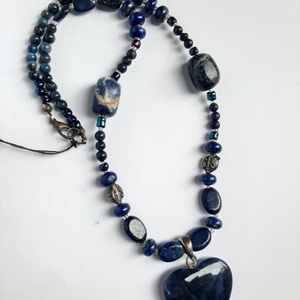 Lapis lazuli szív nyakék - ékszer - nyaklánc - medálos nyaklánc - Meska.hu