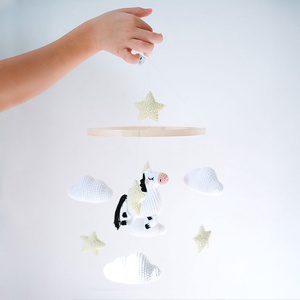 Kiságyforgó horgolt lovacskával, Játék & Sport, 3 éves kor alattiaknak, Kiságyforgó, Horgolás, MESKA